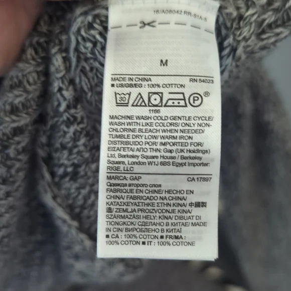 Gap sweater - Picture 4 of 5